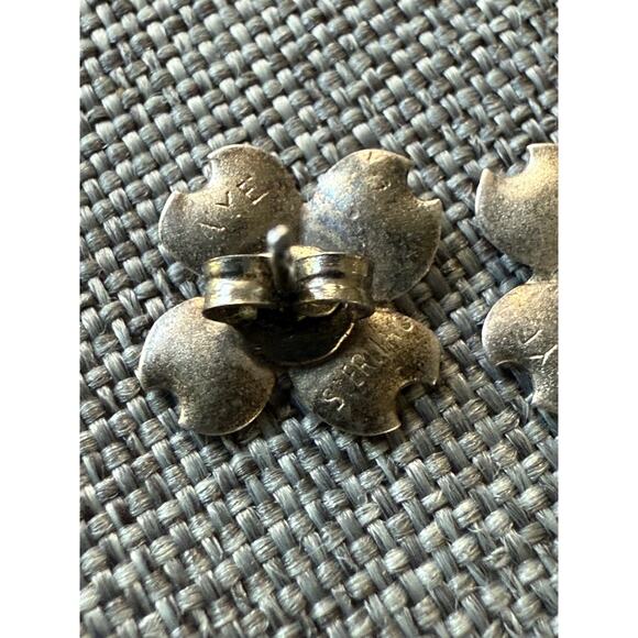 VTG Sterling Silver 925 STUART NYE Dogwood Flower Post Earrings Screw Back - Picture 3 of 5